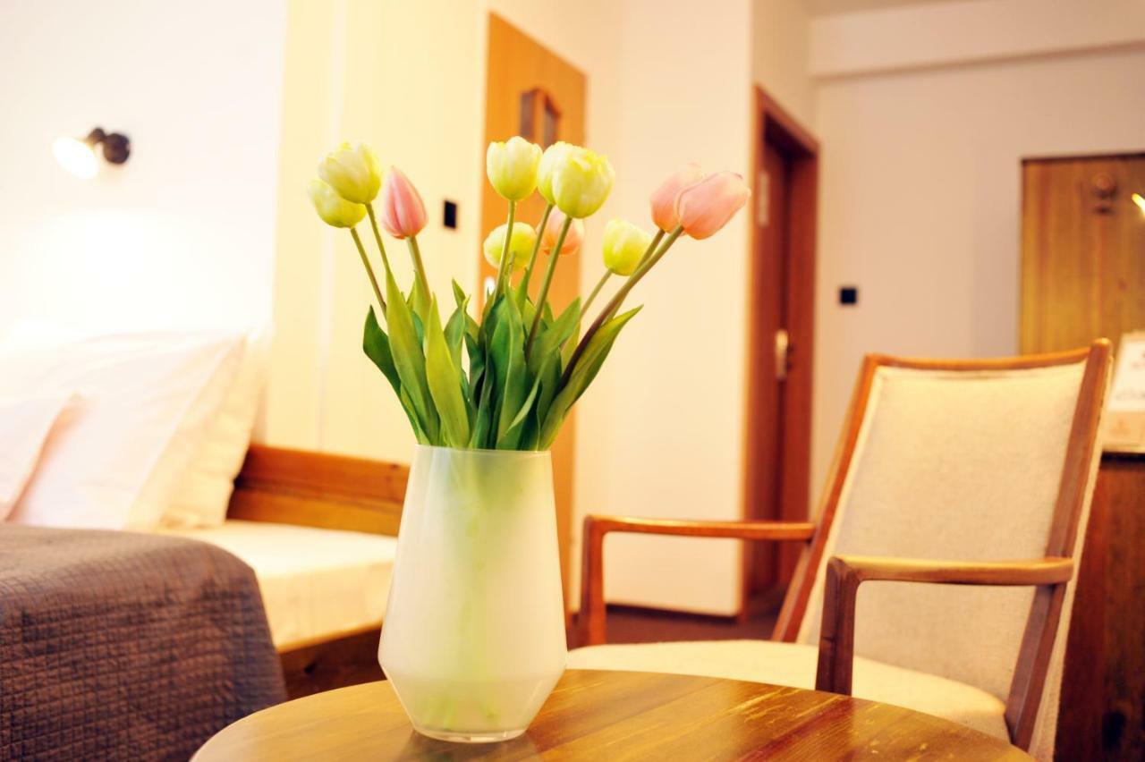 Hotel Protea Boleslawiec Ngoại thất bức ảnh